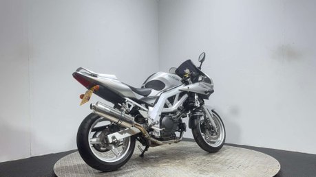 Suzuki SV650 SV650 2003 31K LONG MOT PERFECT A2 BIKE VTWIN SERVICED 650CC 3