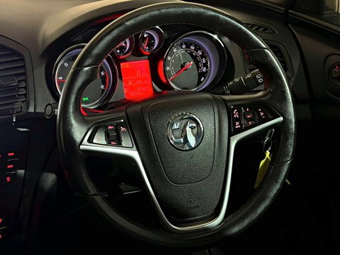 Vauxhall Insignia SE NAV CDTI 14