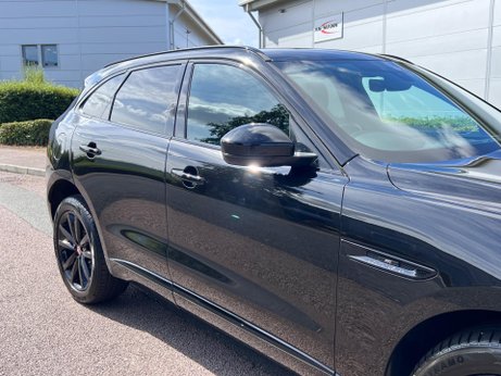 Jaguar F-Pace 2.0 D180 Chequered Flag Auto AWD Euro 6 (s/s) 5dr 54