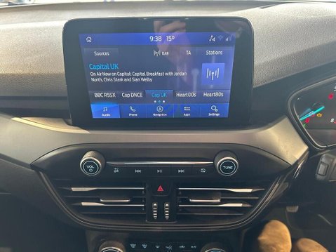 Ford Focus 1.0T EcoBoost ST-Line Style Euro 6 (s/s) 5dr 16