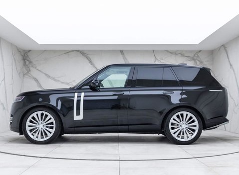 Land Rover Range Rover P530 First Edition 3