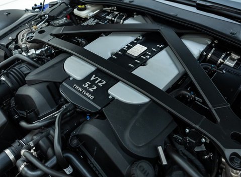 Aston Martin V12 Vantage Roadster 55