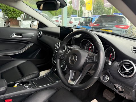 Mercedes-Benz A Class 1.5 A180d Sport (Premium) 7G-DCT Euro 6 (s/s) 5dr 12