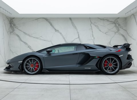 Lamborghini Aventador SVJ LP 770-4 ROADSTER 7