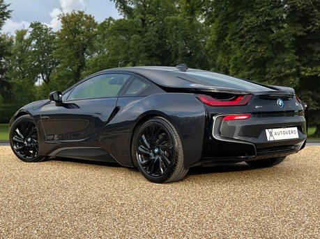 BMW I8 Coupe 7