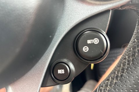 Smart Fortwo Coupe PRIME SPORT PREMIUM+.. AUTOMATIC..GLASS ROOF..SAT NAV..LEATHER..8 SERVICES 30