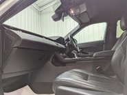 Land Rover Range Rover Evoque 2.0 Range Rover Evoque R-Dynamic S D Auto 4WD 5dr 52