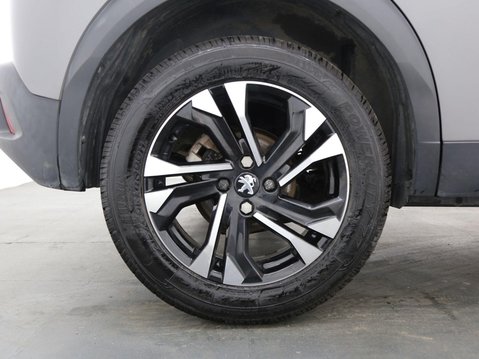 Peugeot 2008 1.2 PureTech Allure Euro 6 (s/s) 5dr 28
