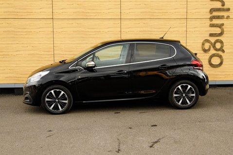 Peugeot 208 S/S TECH EDITION 10