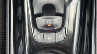 Toyota C-HR 1.8 VVT-h Design SUV 5dr Petrol Hybrid CVT Euro 6 (s/s) (122 ps) 19