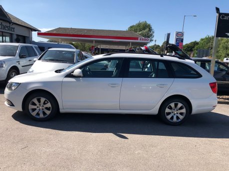 Skoda Superb 2.0 Tdi S Estate manual 6 Speed with very good service history 80000 mls 3