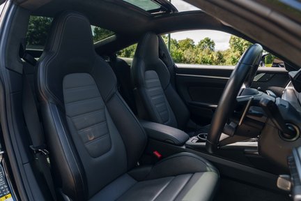 Porsche 911 TURBO S PDK 30