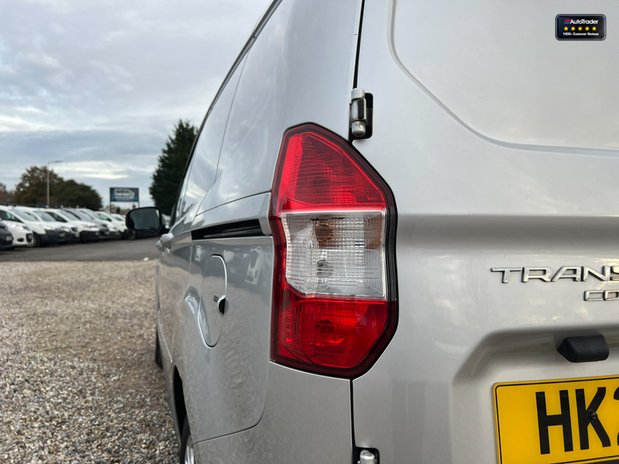 Ford Transit Courier SWB L1H1 Low Roof Limited Air Con Alloys Sensors E 18