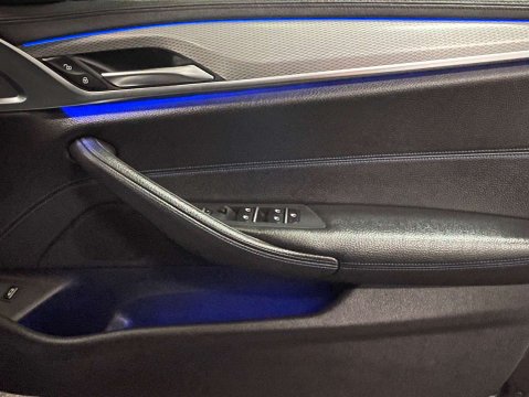 BMW 5 Series 3.0 530D xDrive M Sport Auto 4WD 4dr 10