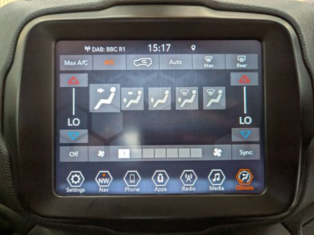 Jeep Renegade 1.0 Renegade Night Eagle 5dr 57