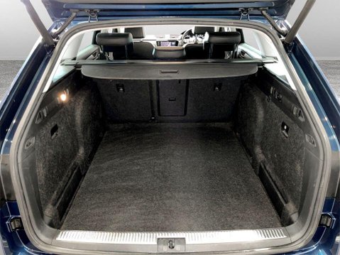 Skoda Superb 1.4 TSI ACT SE L Executive Estate 5dr Petrol Manual Euro 6 (s/s) (150 ps) A 21