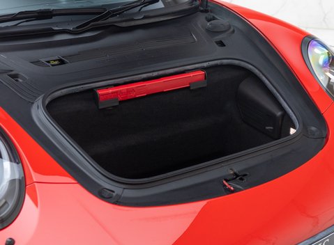 Porsche 911 Carrera 4 GTS (991.2) 50