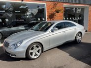 Mercedes-Benz CLS CLS320 CDI 5