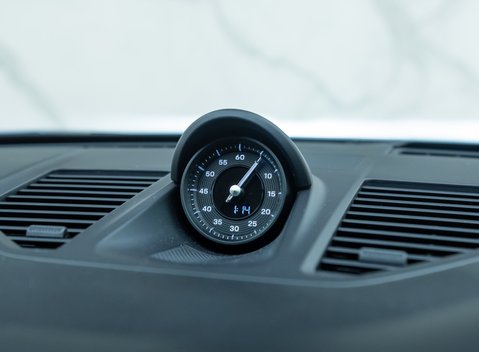 Porsche 911 Carrera (992.2) 22