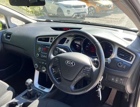 Kia Ceed 1.6 Ceed 2 EcoDynamics CRDi 5dr 16