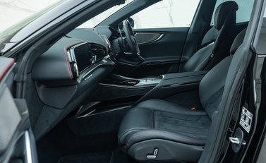 Ferrari Purosangue 23