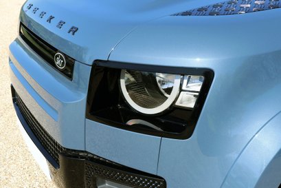 Land Rover Defender 90