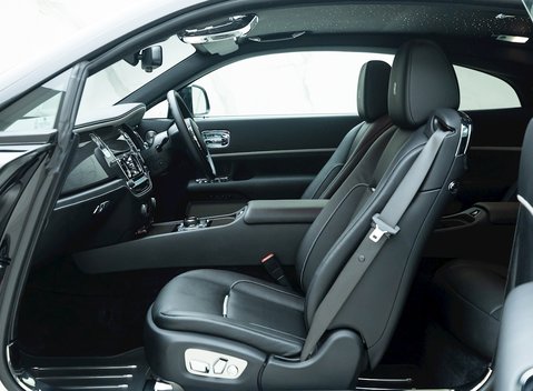 Rolls-Royce Wraith Black Badge 13