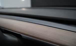 Tesla Model Y LONG RANGE AWD Comfort Suspension GROK AI One Owner Adaptive LEDs VAT Q 14