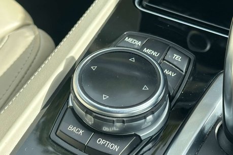 BMW 7 Series 3.0 730Ld SE Exclusive Saloon 4dr Diesel Auto Euro 5 (s/s) (258 ps) 38