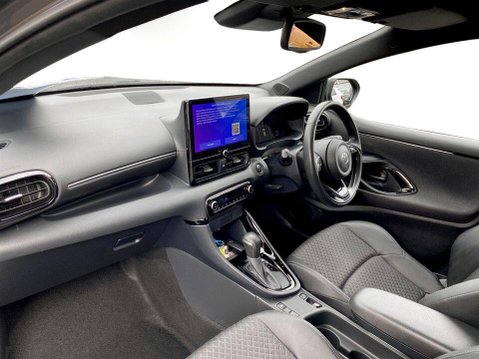 Toyota Yaris 1.5 VVT-h Excel Hatchback 5dr Petrol Hybrid E-CVT Euro 6 (s/s) (116 ps) Blu 15