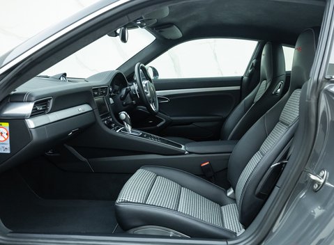 Porsche 911 50th Anniversary Edition (991) 15