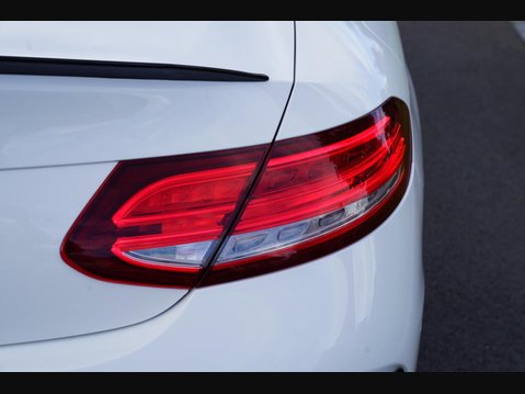 Mercedes-Benz C Class 2.1 C250d AMG Line (Premium) G-Tronic+ Euro 6 (s/s) 2dr 32
