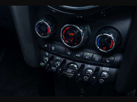 Mini Hatch 2.0 John Cooper Works Auto 3dr 16