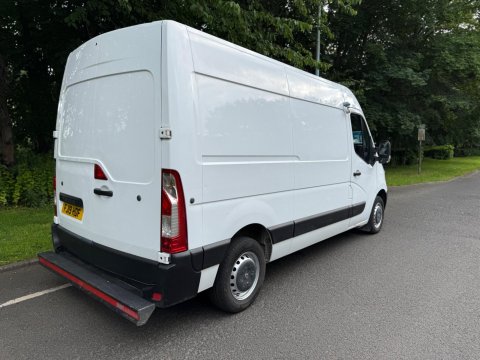 Renault Master 2.3 dCi MM35 Temperature Controlled 4dr Diesel Manual FWD L2 H2 (221 g/km, 4