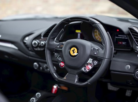 Ferrari 488 GTB 11
