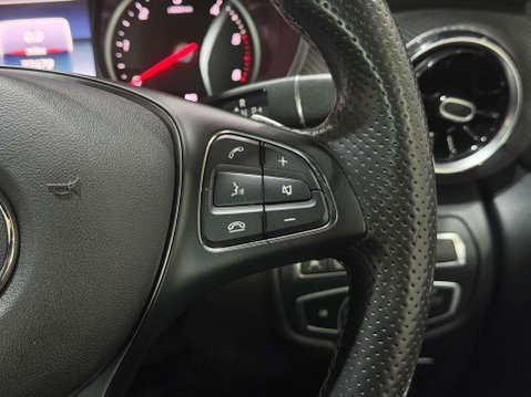 Mercedes-Benz V Class 2.0 V300d AMG Line MPV 5dr Diesel G-Tronic+ Euro 6 (s/s) LWB (239 ps) 30