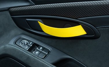 Porsche 718 SPYDER RS 29