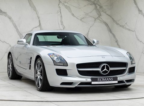 Mercedes-Benz SLS AMG 1