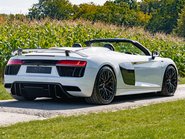 Audi R8 5.2 R8 Spyder Quattro V10 Semi-Auto 4WD 2dr 4
