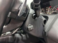 Land Rover Range Rover Velar 2.0 D240 R-Dynamic S SUV 5dr Diesel Auto 4WD Euro 6 (s/s) (240 ps) 17