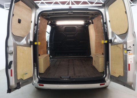 Ford Transit Custom 2.0 Transit Custom 300 Limited EcoBlue 5dr 52