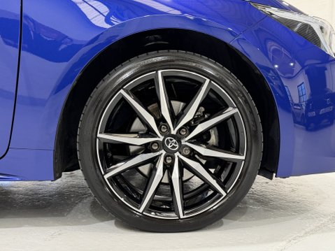 Toyota Corolla GR SPORT 24