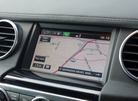 Land Rover Discovery 6