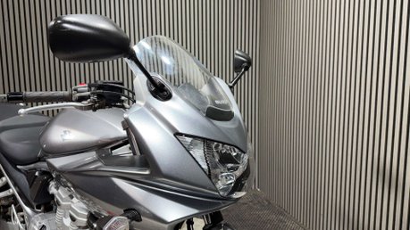 Suzuki Bandit GSF 650 2009 ONLY 13K NEW MOT JUST SERVICED A2 650CC 36