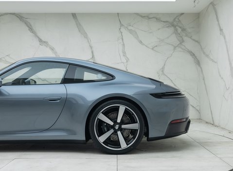 Porsche 911 Carrera T (992.2) 36