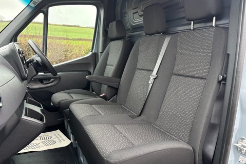 Mercedes-Benz Sprinter 315 Cdi Premium 9g-Tronic Mwb Lr Panel Van 3
