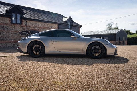 Porsche 911 4.0 992 GT3 PDK Euro 6 2dr 40