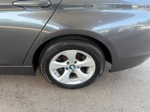 BMW 3 Series 2.0 320d ED EfficientDynamics Auto Euro 5 (s/s) 4dr 25