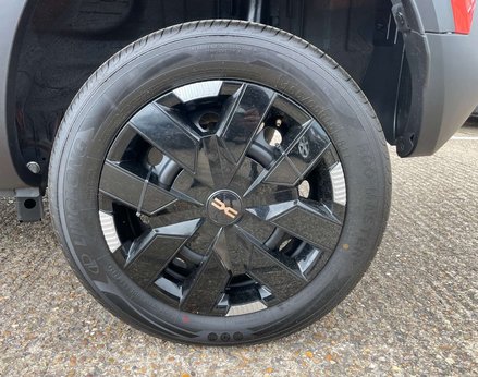 Dacia Spring Spring Extreme EV 5dr (26.8KWH) 65 BHP model 16