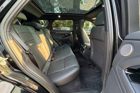 Land Rover Range Rover Evoque R-DYNAMIC HSE MHEV -TRIPLE BLACK - PAN ROOF - ONE OWNER -MERIDIAN -VATQ 29
